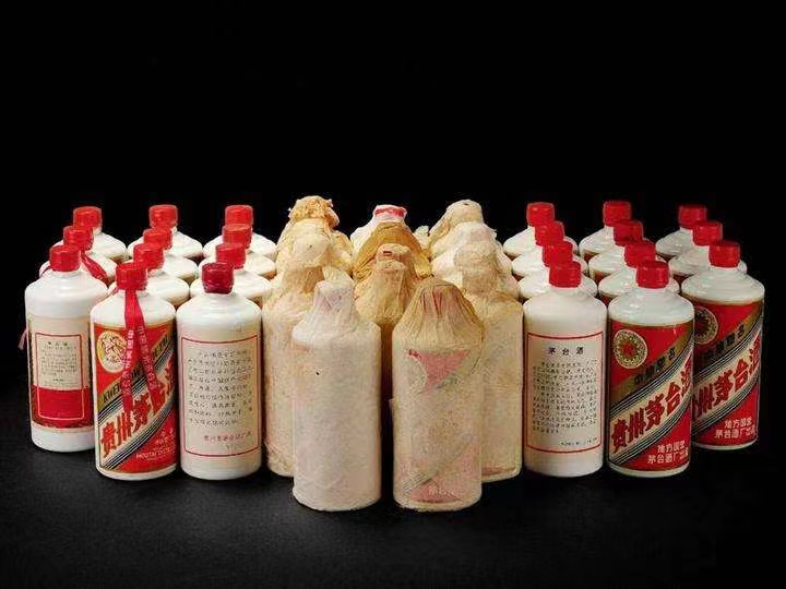 余干日照岚山回收酒价格哪里回收(附近上门回收茅台酒）?